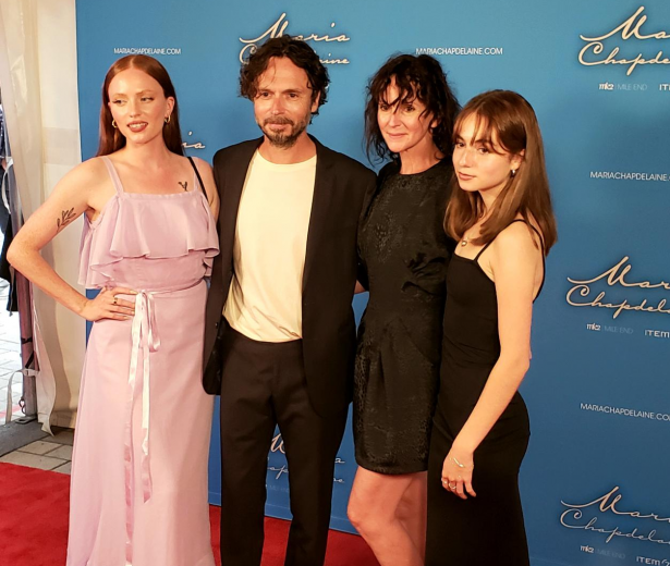 Sur le tapis rouge du film Maria Chapdelaine