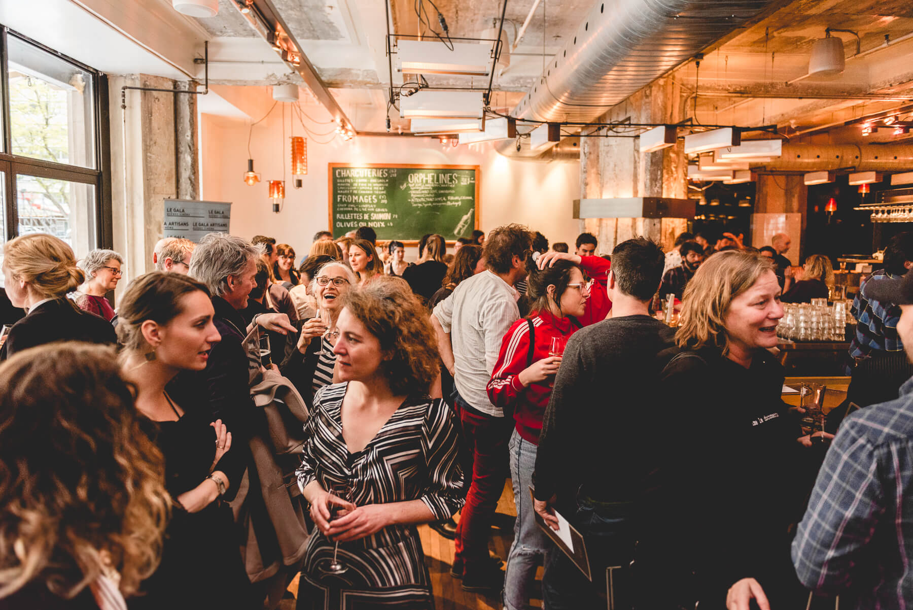 Retrouvailles et célébrations <br> au 5 à 7 des finalistes_29