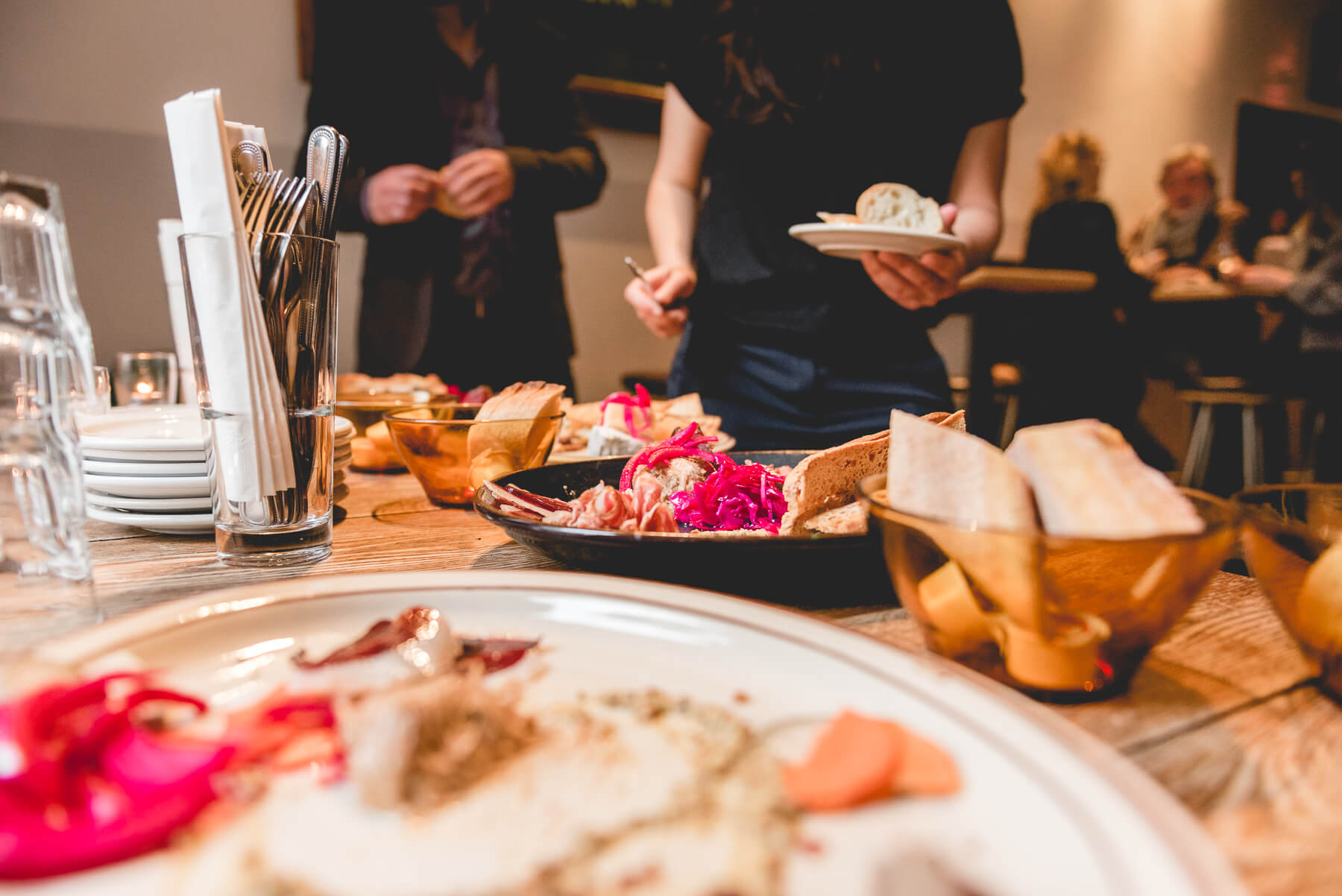 Retrouvailles et célébrations <br> au 5 à 7 des finalistes_18