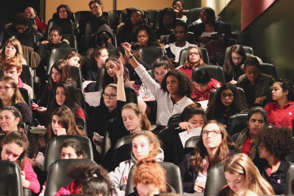 Plus de 11 000 jeunes rejoints par les activités du Lab_10